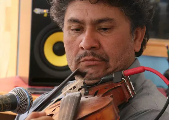 Alejandro Flores